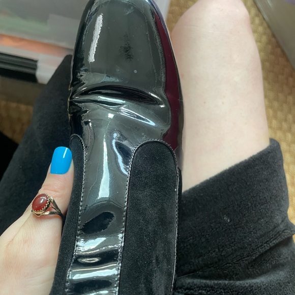 SAINT LAURENT LEATHER ZIP ANKLE BOOTS - Picture 6 of 12